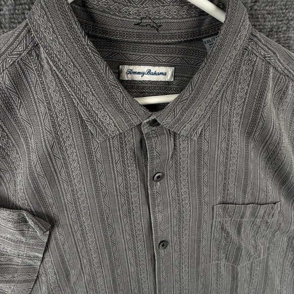 Tommy Bahama 2XL Tiki Gray Silk Button Up Shirt Short Sleeve Hawaii Adult Men - Picture 2 of 15